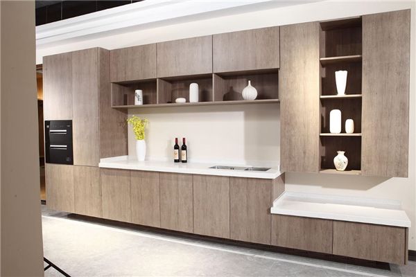 全鋁家具發(fā)展平穩(wěn)，市場內(nèi)龍盤虎踞